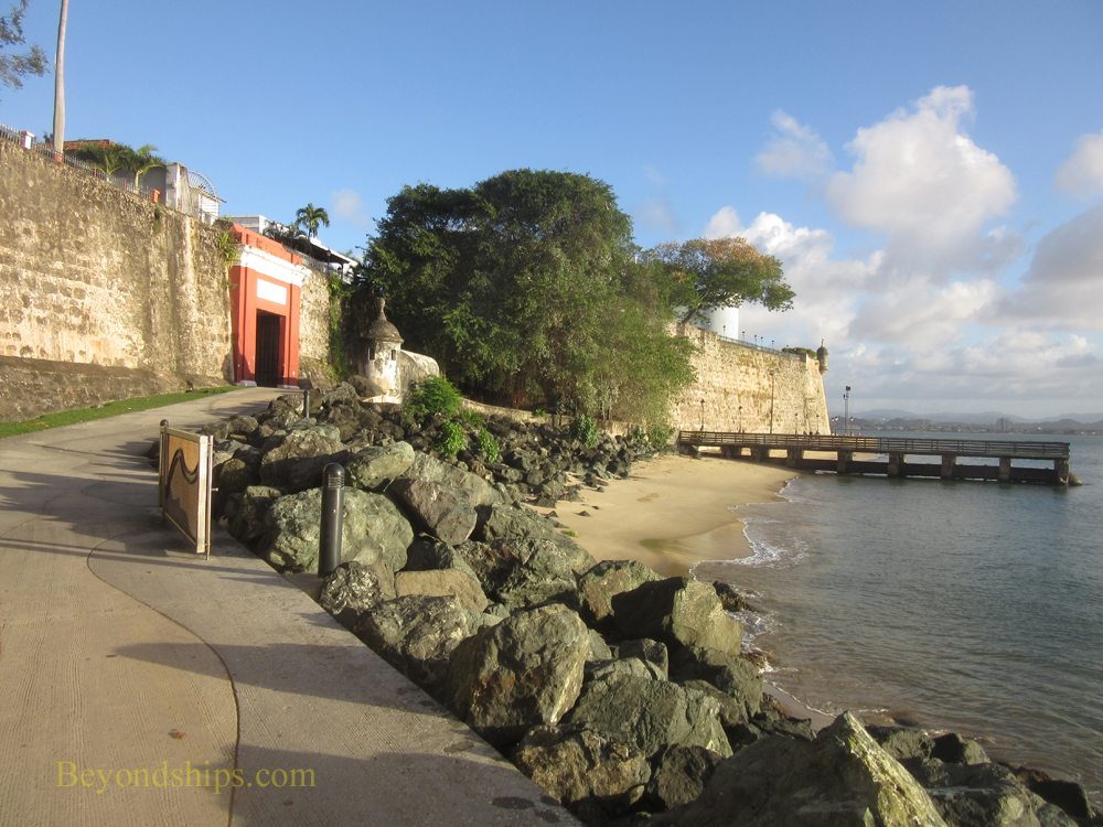 Picture Paseo del Morro, San Juan, Puerto Rico
