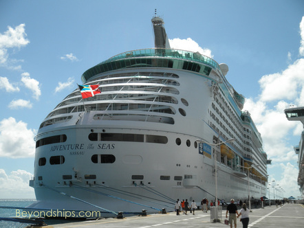 Cruise ship Adventure of the Seas in St Maarten