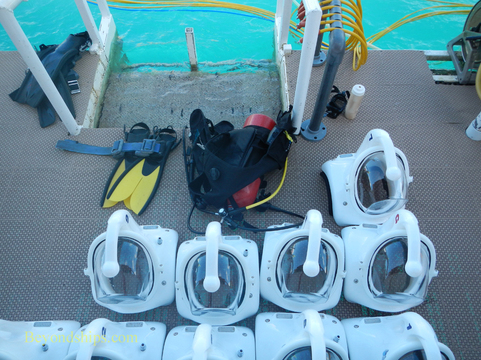 Diving helmets St Maarten