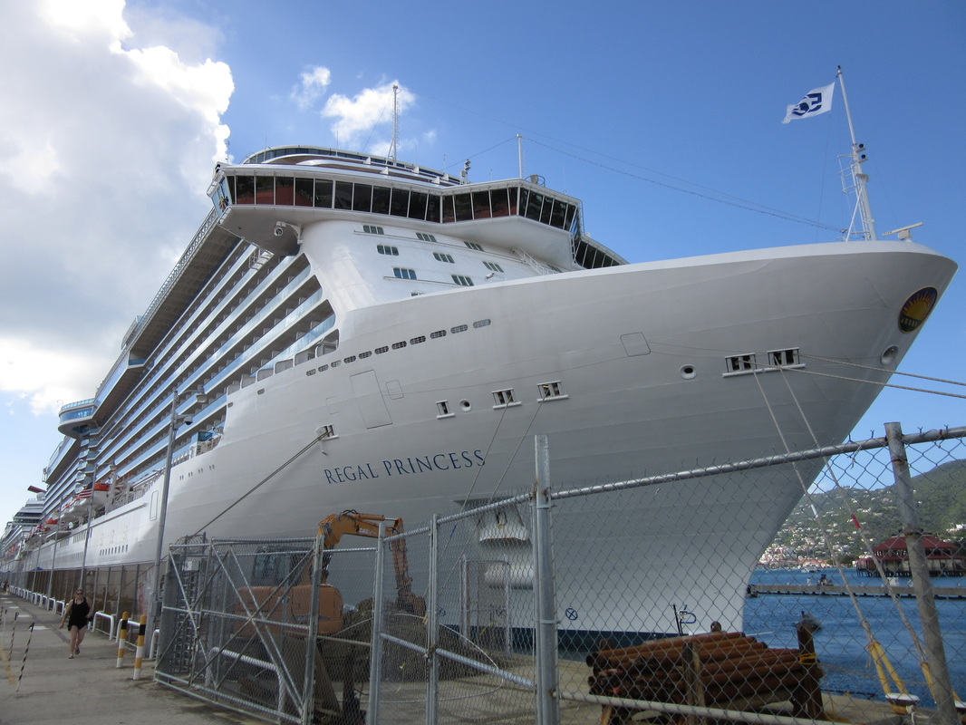 Regal Princess cruise ship in St. Thomas