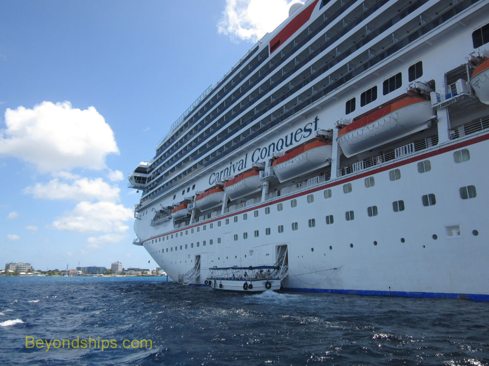 Carnival Conquest tendering in Grand Cayman