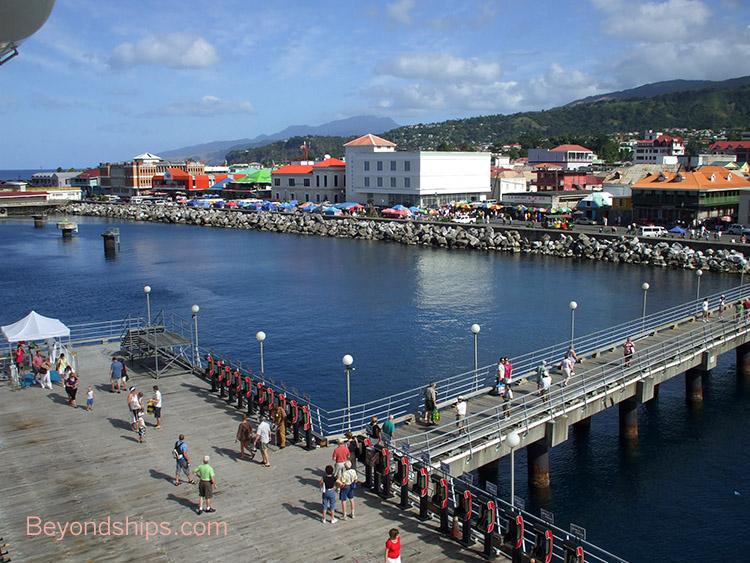 Picture cruise pier Roseau, Dominica