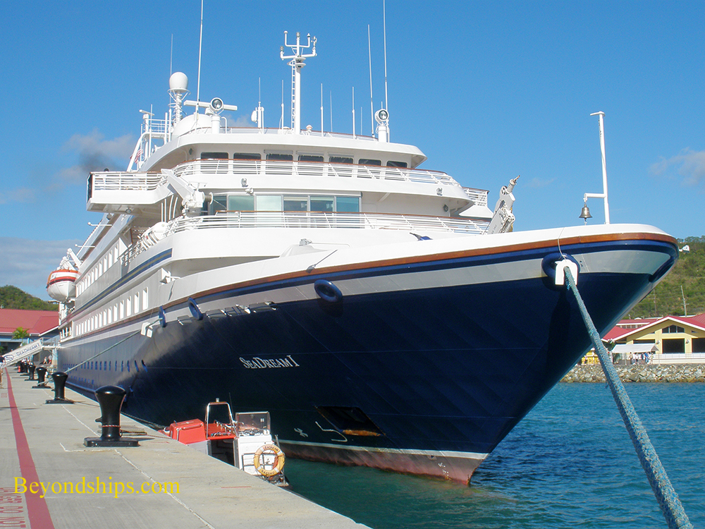 Sea Dream 1 cruise ship in St. Thomas