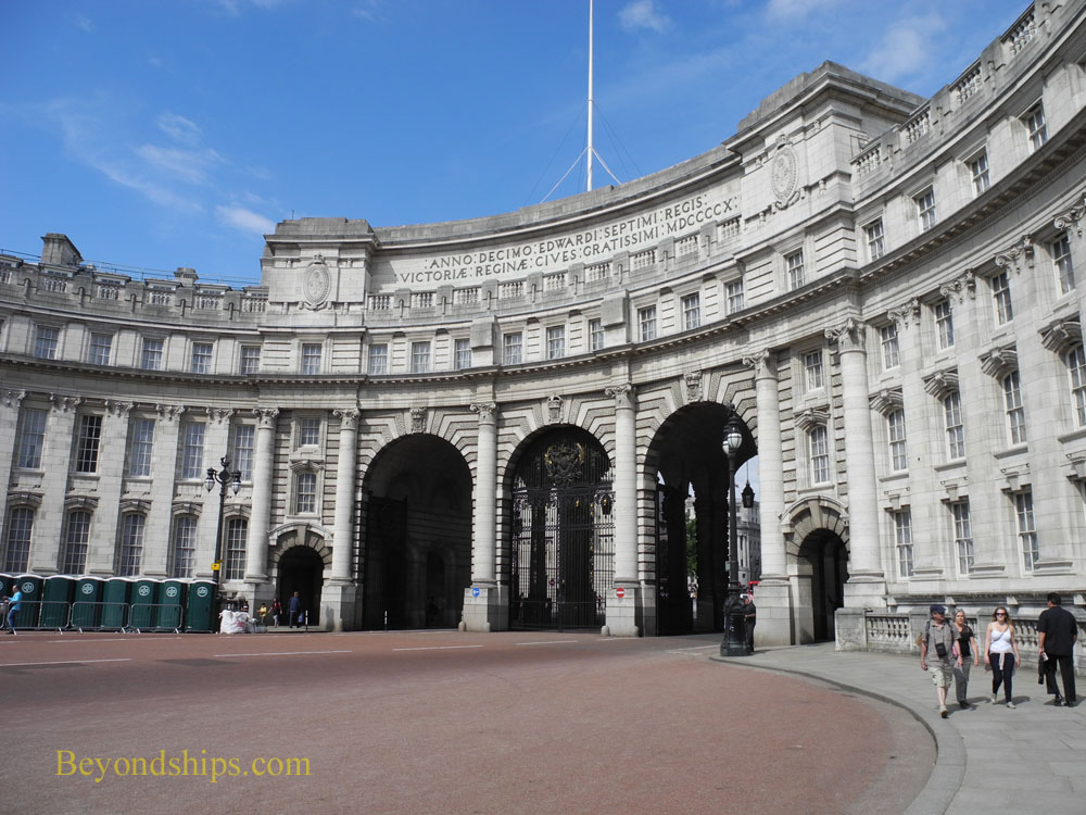 Admiralty Arch, London, England 
