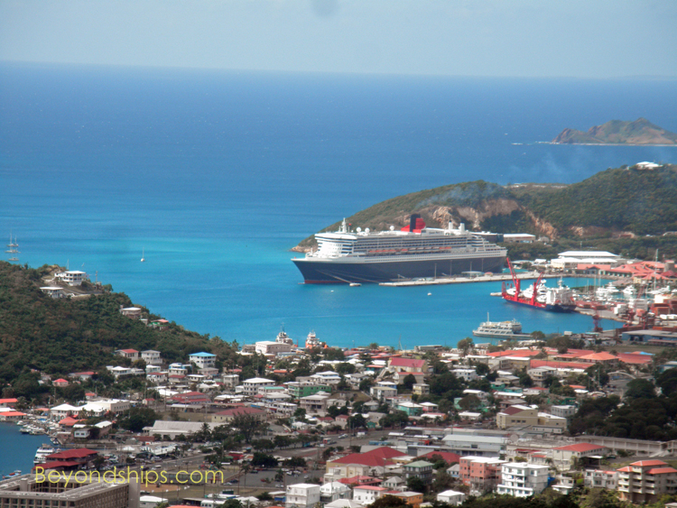 Queen Mary 2 ocean liner at Crown Bay, St. Thomas