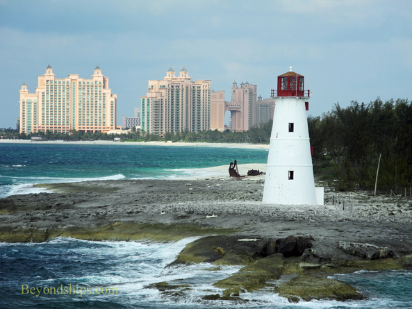 Picture Nassau lighthouse Atlantis resort
