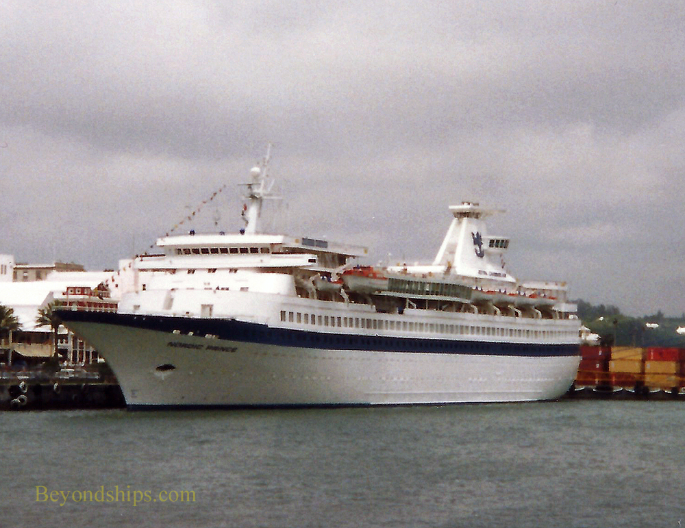 Cruise ship Nordic Prince in Bermuda