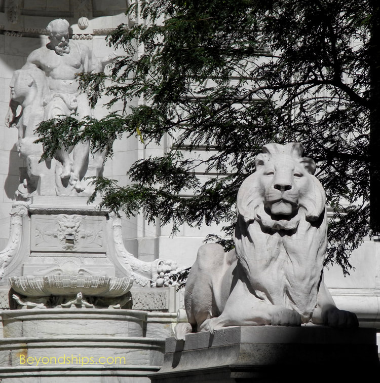 Lion statue, New York Public Library, New York City