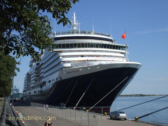 Cruise ship Queen Victoria in Copenhagen