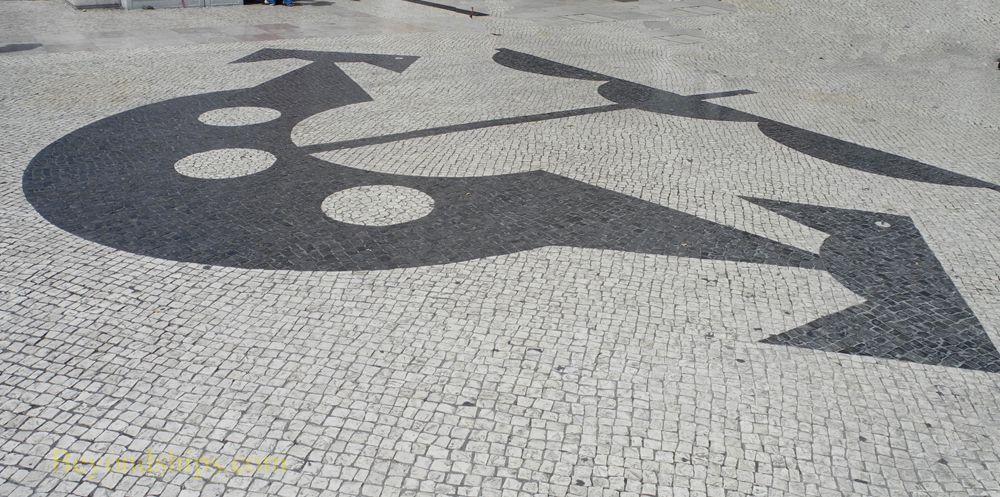 Pavement mosaic, Lisbon