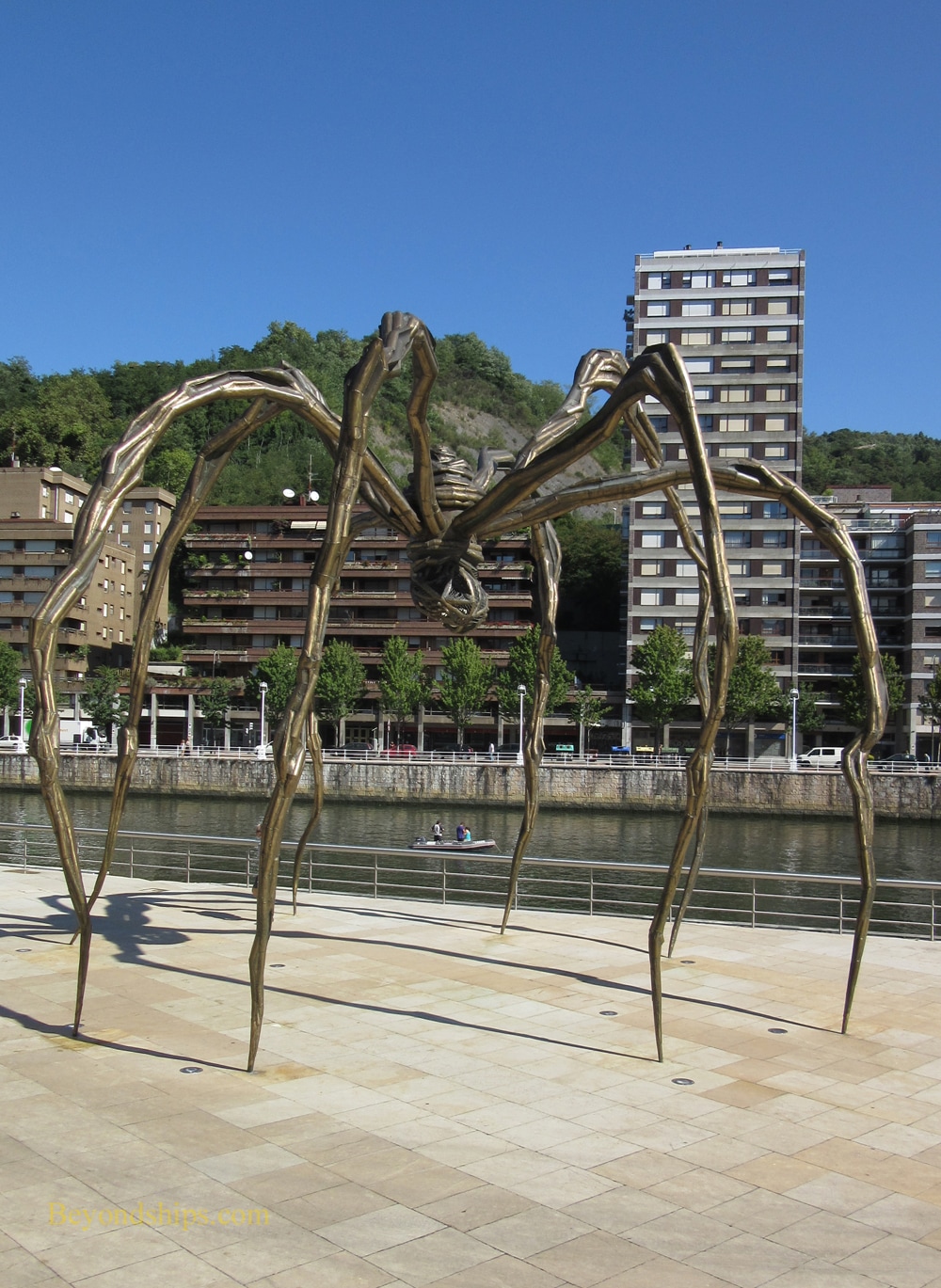 sculpture Guggenheim Bliboa