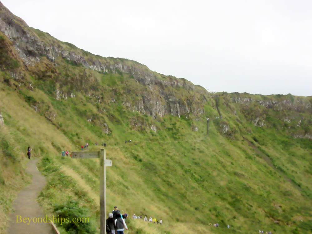 Trail, Giant's Causeway, Ireland