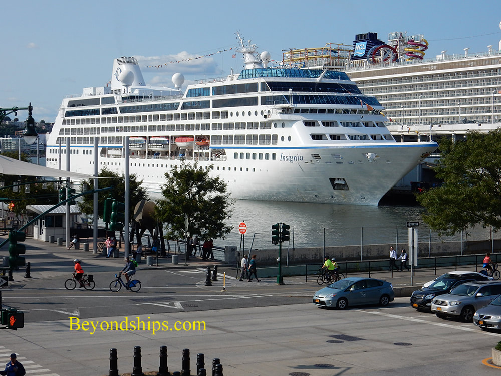 Cruise ship Insignia at Manhattan Cruise Terminal, Passenger Ship Terminal