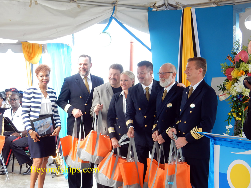 The senior officers of Anthem receive gifts from Mrs. Agnes Francis, Executive Chairperson, St. Lucia Tourist Authority.