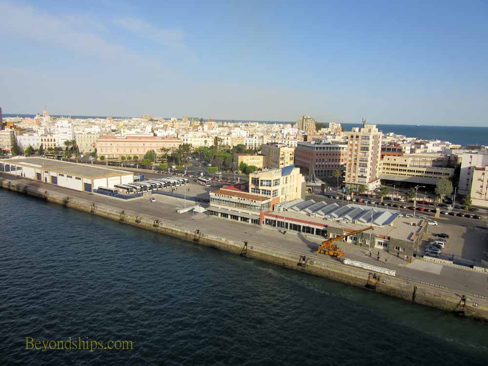 Cadiz cruise port